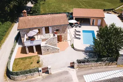 Image de Belle maison de 3 chambres à Pazin