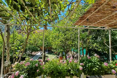 Image de Maison de vacances avec terrasse et barbecue