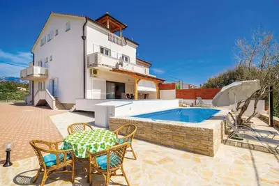 Image de Appartement confortable à Barbat avec.