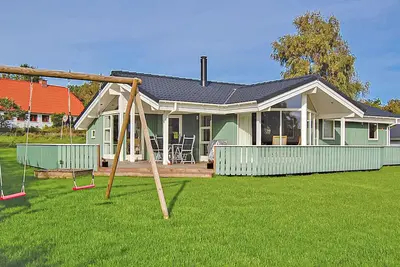 Image de Superbe maison à Hejls avec sauna