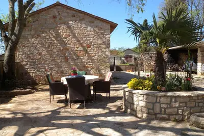 Image de Maison de vacances dans un emplacement calme avec terrasse