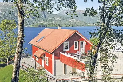 Image de Belle maison de 4 chambres à Vaksdal