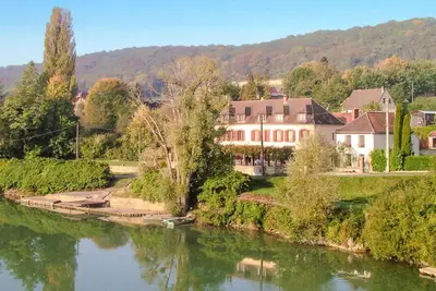 Image de Belle maison à Jaulgonne avec WiFi
