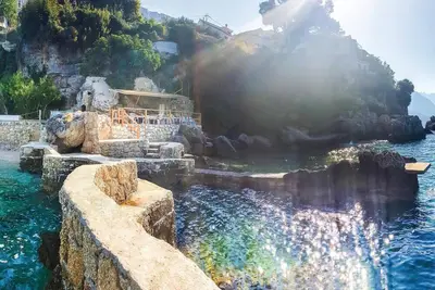 Image de Superbe appartement à Omis avec cuisine