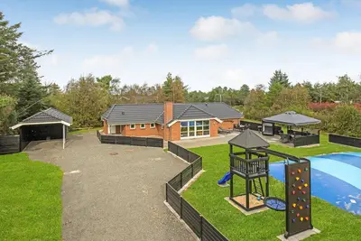 Image de Superbe maison à Blåvand avec sauna