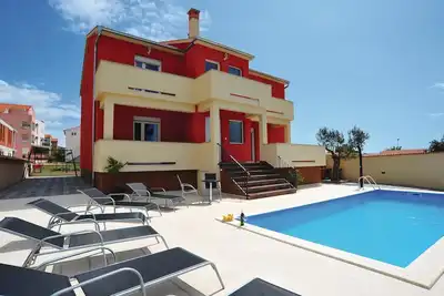 Image de Superbe maison à Pakostane avec WiFi