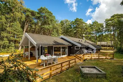 Image de Magnifique maison à Nexø avec WiFi