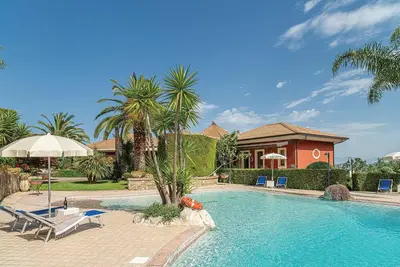Image de Superbe maison Ă Laurena Cilento Sa