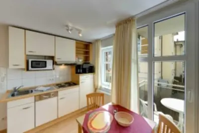 Image de Villa Aqua Apt 10 -. Villa Aqua Marina, 1. Series, tw. Lake View, Lift, P / Tg