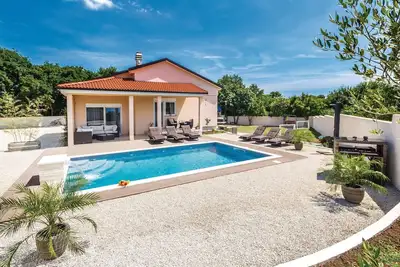 Image de Maison de 3 chambres acceptant les.