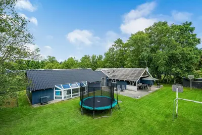 Image de Maison confortable à Hadsund avec sauna