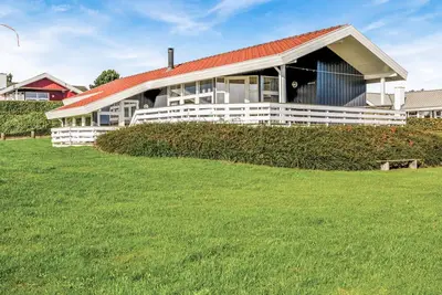 Image de Superbe maison à Hejls avec sauna