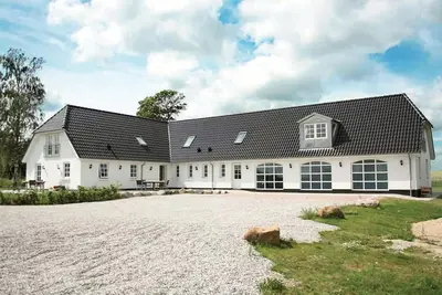 Image de Belle maison à Allingåbro avec sauna