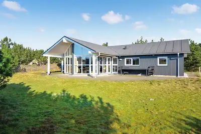 Image de Superbe maison à Blåvand avec sauna