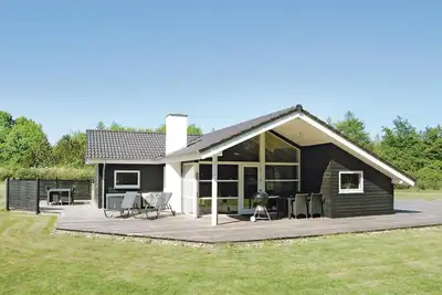 Image de Superbe maison à Toftlund avec sauna