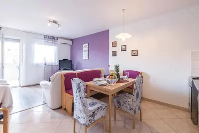 Image de Appartement confortable Ă Liznjan avec.