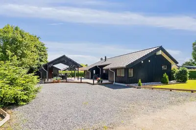 Image de Belle maison à Bjert avec sauna