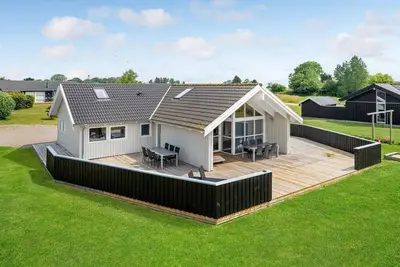 Image de Superbe maison à Rudkøbing avec sauna