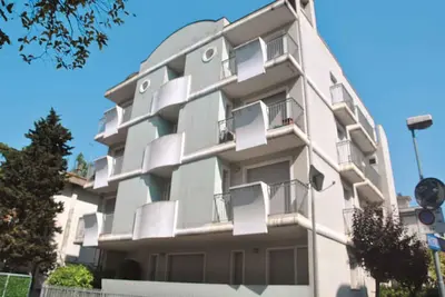 Image de Appartement de vacances avec balcon, à 150 m de la plage