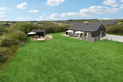 Image de Superbe maison à Brovst avec sauna