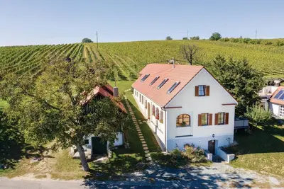 Image de Bel appartement de 2 chambres à.