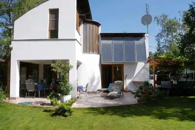 Image de Maison de vacances avec jardin et douche de jardin