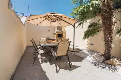 Image de Superbe maison de 4 chambres à Vodice