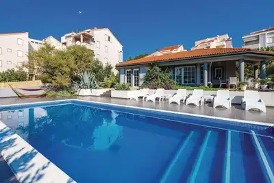 Image de Belle maison de 3 chambres à Novalja