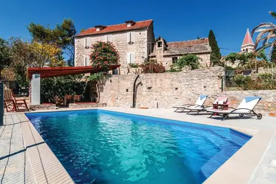 Image de Superbe maison Ă Bobovisca avec WiFi