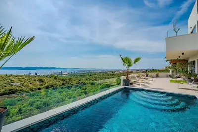 Image de Belle maison à Zadar avec sauna