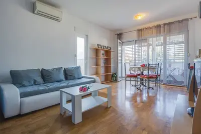Image de Bel appartement à Umag avec WiFi