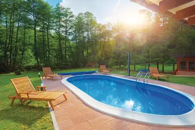 Image de Superbe maison à Brestovac avec sauna