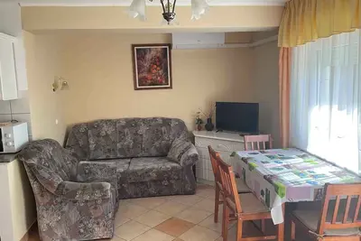 Image de Appartement de vacances A 300 mètres des thermes, avec jacuzzi et sauna