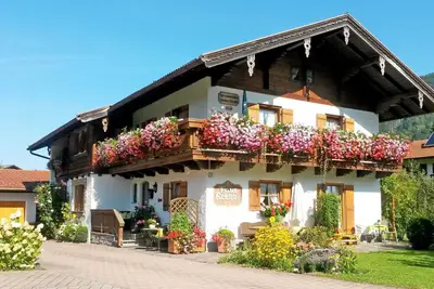 Image de Appartement Gamsgogel avec vue sur la montagne et balcon - Deb 031 Appartements avec vue sur la montagne à Inzell
