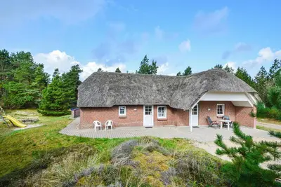 Image de Superbe maison à Rømø avec sauna