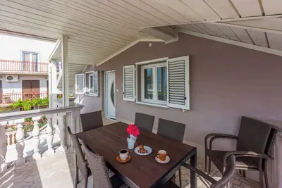 Image de Appartement de vacances avec grande terrasse et 2 salles de bain