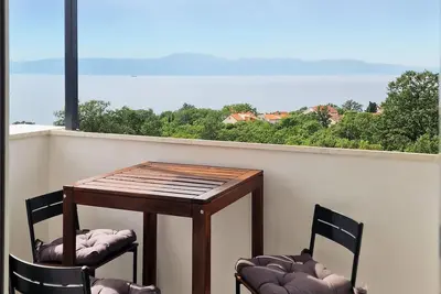 Image de Bel appartement à Njivice avec WiFi
