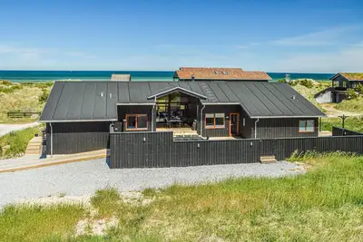 Image de Superbe maison à Hirtshals avec sauna