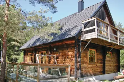 Image de Belle maison à Munkedal avec WiFi