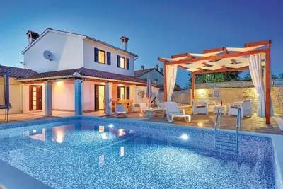 Image de Stunning home in Rebici