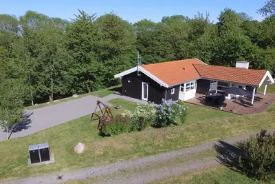 Image de Belle maison Ă Aakirkeby avec sauna