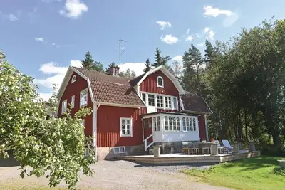 Image de Belle maison de 7 chambres à älgarås