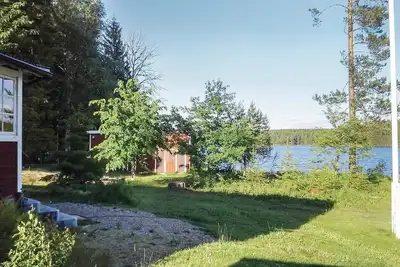 Image de Belle maison à Gårdsjö avec vue sur le.