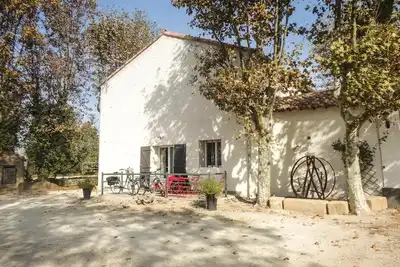 Image de Jolie maison à Narbonne avec sauna