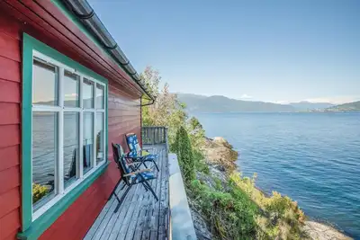 Image de Belle maison de 2 chambres à Balestrand