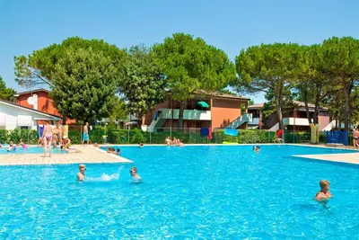 Image de Appartement de vacances avec piscine et terrasse