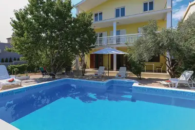 Image de Superbe maison à Kastel Novi avec WiFi