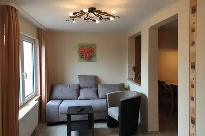 Image de Appartement \"Blackbird\" (rez-de-chaussée) - Gutspark Schwarzbe avec ferme équestre - Maison de Vacances 3