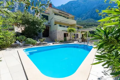 Image de Superbe maison à Makarska avec WiFi