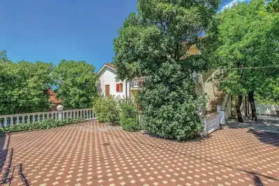 Image de Bel appartement Ă Povile avec WiFi
